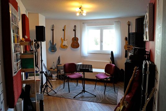 Raum für Gitarren- und Bassunterricht